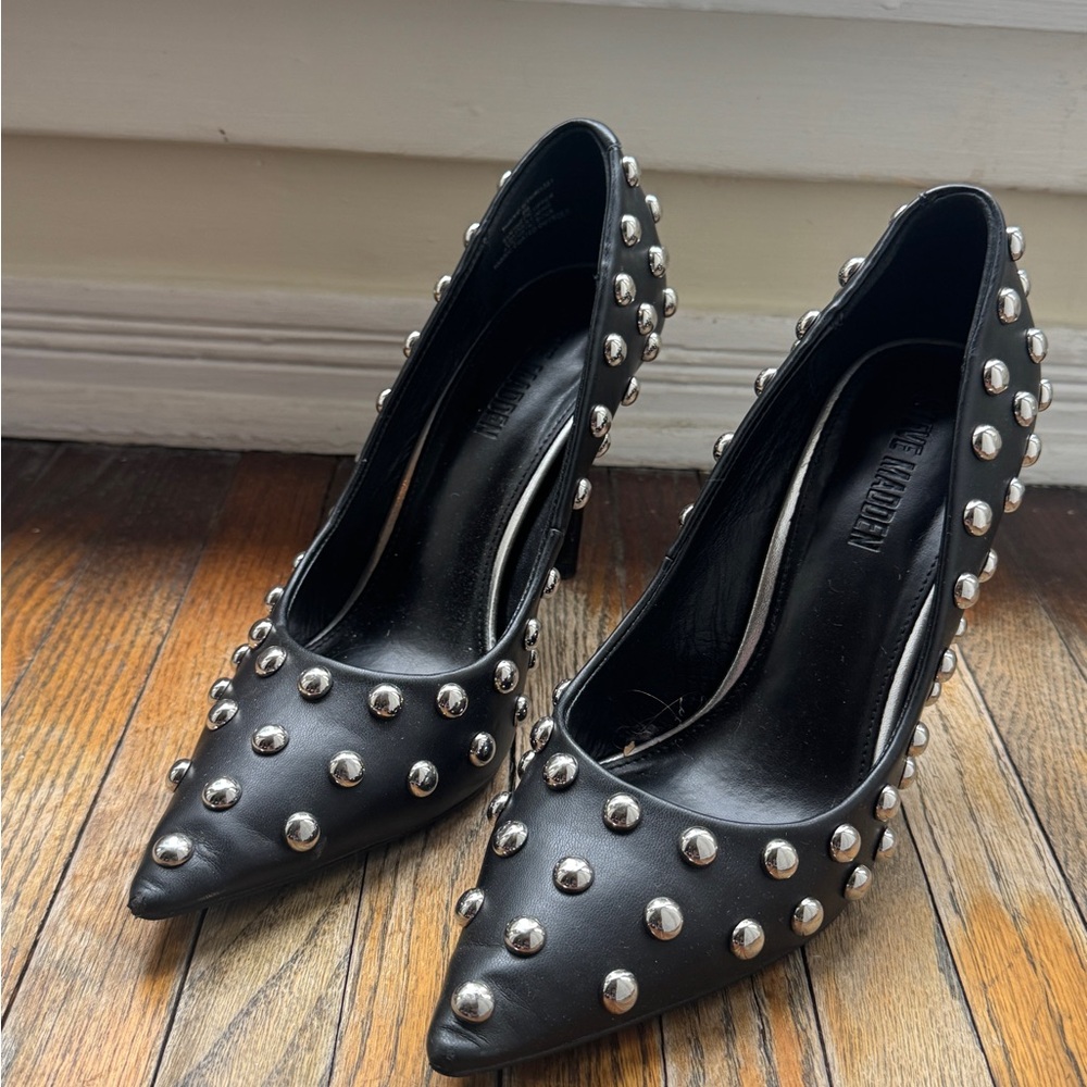 Steve Madden Black Silver Studded Heels